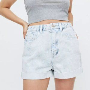 NWT BDG High-Waisted Mom Short – Faded Striped Denim